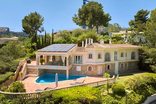 Mediterranean Villa next to the Golf Club in the prestigious area of Son Vida — photo 1
