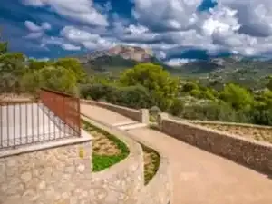 Exclusive Luxury Estate in Camp de Mar · Puerto de Andratx — photo 3