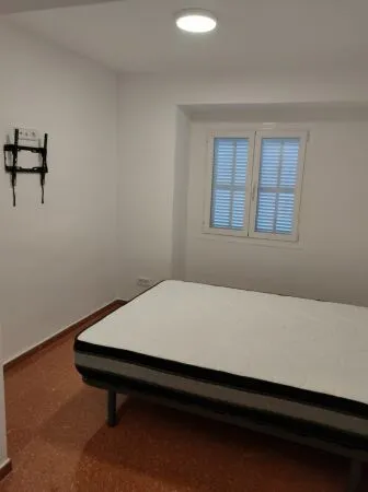 Flat - Palma de Mallorca (Centro), Built Surface 190m², 6 Bedrooms, 3 Bathrooms, Lift, All Exterior — photo 9