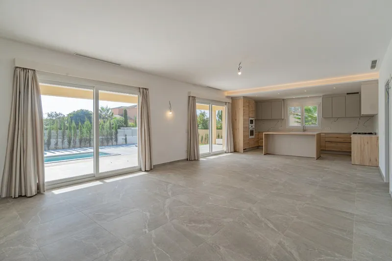 New construction villa — photo 5