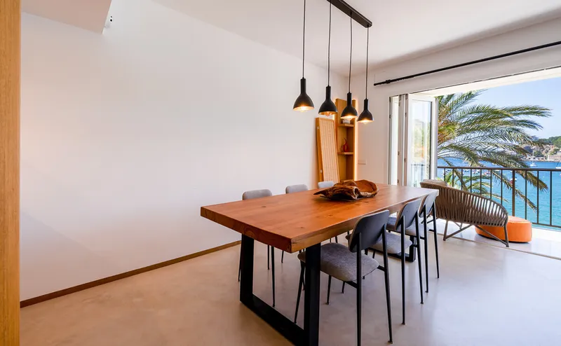 Spectacular beachfront apartment in Playa d'en Rep — photo 5
