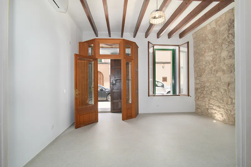 Mediterranean Charm in Llucmajor - House with Patio, Pool and Barbecue — photo 2