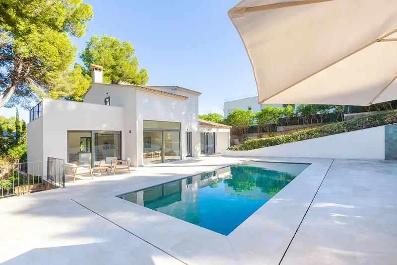 Attractive villa in a quiet location with holiday rental license — photo 1