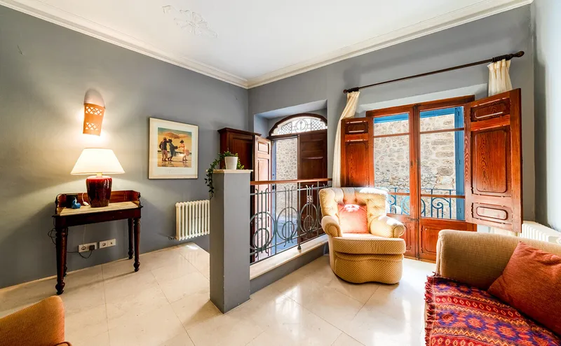 Renovated historic townhouse with roof terrace in ... — photo 11