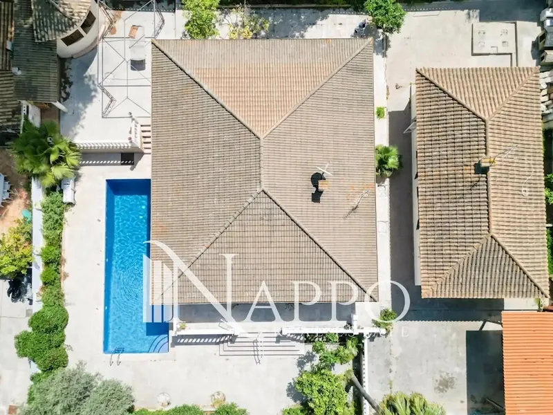 Nappo Real Estate is pleased to present this magnificent detached villa located in Palmanova, one of the most sought-after residential areas — photo 2
