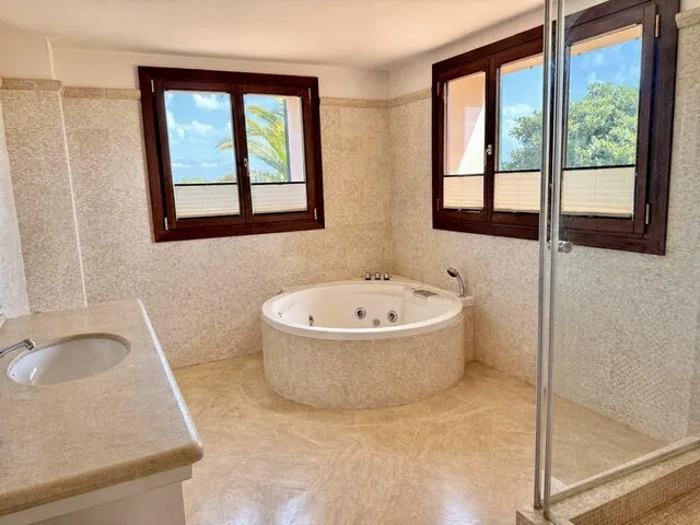 Mediterranean finca for sale in Ses Salines, Southeast Mallorca — photo 8