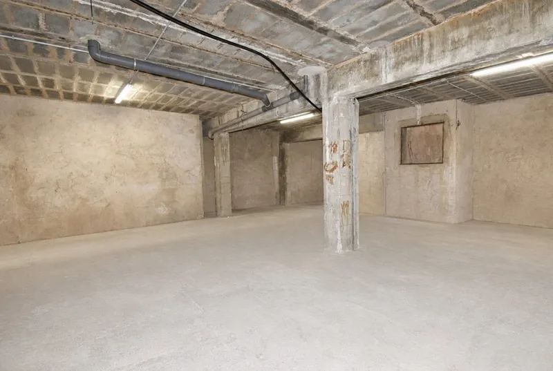 Garage and basement in Manacor — photo 10