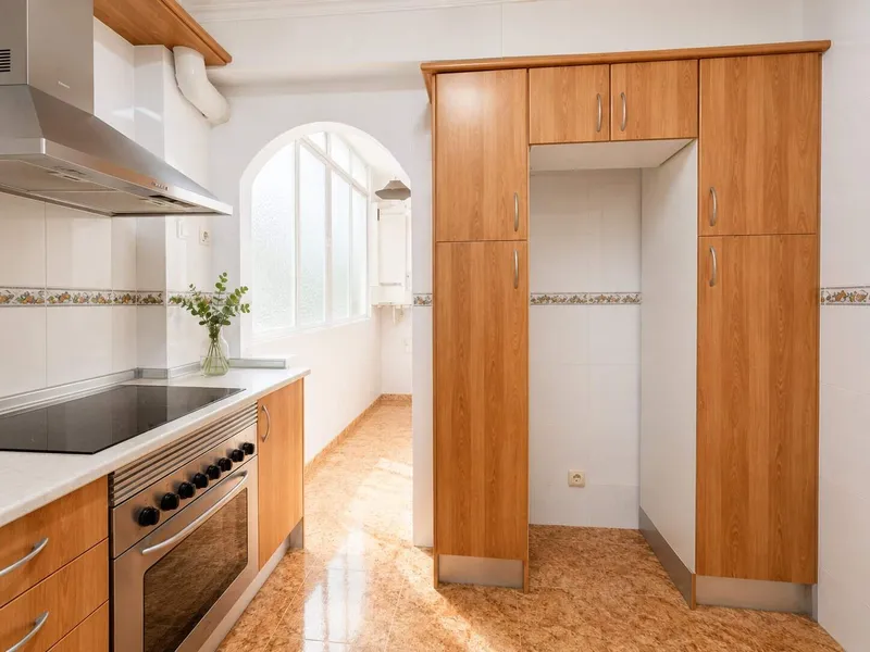 90m² apartment with 4 rooms, bathroom and balcony for sale — photo 5
