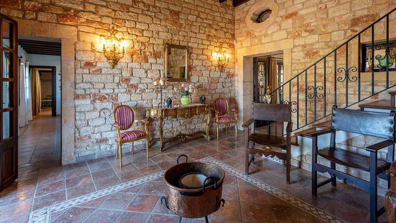 Mediterranean finca near Ses Salines with a large pool and lots of charm — photo 7