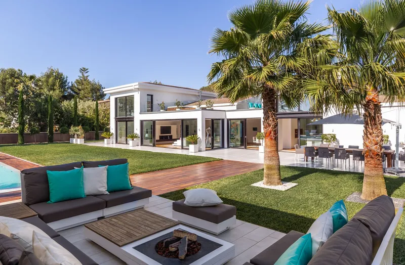 Mallorca Contemporary Villa for Sale in Santa Ponsa with 9 Bedrooms — photo 3