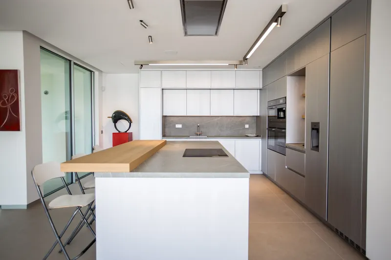 Modern new-build villa with views over Santa Ponsa bay — photo 12