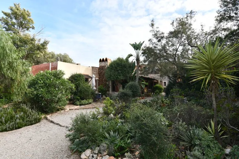 Cozy semi-detached country house on a quiet plot 800 meters from Santanyí — photo 2