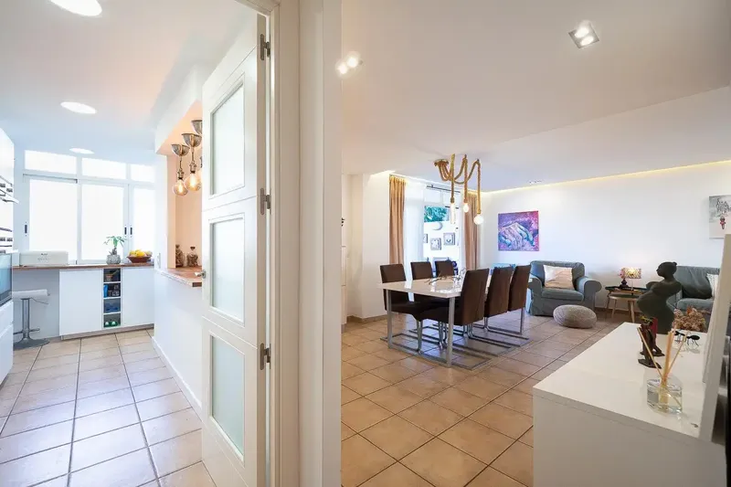 Exclusive apartment in one of the most sought-after and prestigious areas of southwest Mallorca, Port Adriano, an elite marina — photo 8