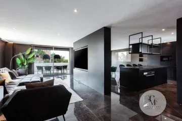 Impressive Luxury Reformed Penthouse in Son Rapinya, A Jewel in Palma! — photo 3