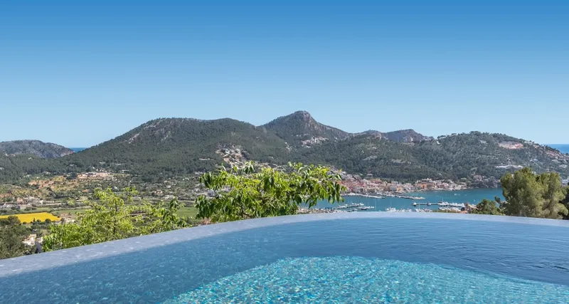 Stylish new-build villa in Port Andratx with harbor views — photo 10