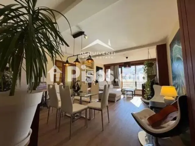 Apartment in Cort — photo 1