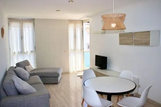 Apartment with nice sea views 50 meters from the promenade — photo 4
