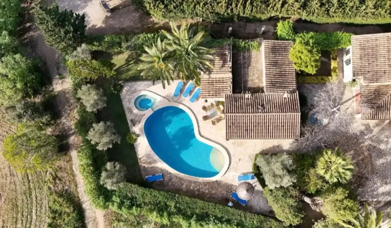 Oportunidad Única: Dos Villas completamente separada con Piscina Privada cada una y Licencia ETV de seis plazas por cada casa en Port de Pol — photo 5