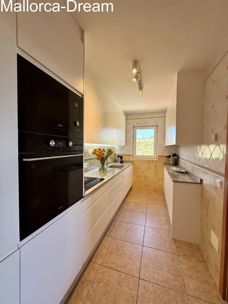 Cala Mandia: Exclusive Penthouse with Sea Views and Private Rooftop Terrace – Just a Short Walk from the Beach — photo 5
