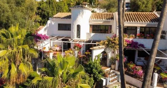 Unique property - Mijas (Mijas Costa) — photo 1
