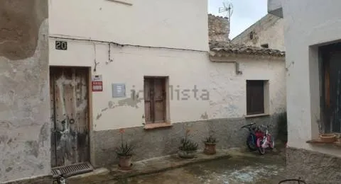 House — photo 2