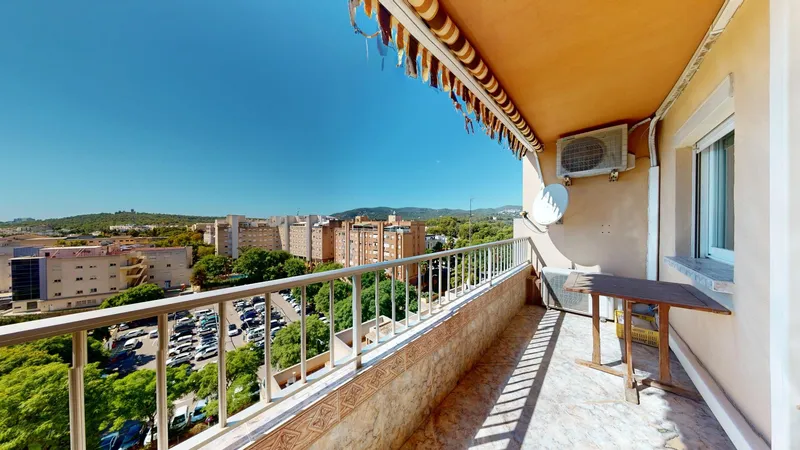 Luminoso piso con terraza y espectaculares vistas al mar y la montaña en Son Espanyolet, Palma — photo 1