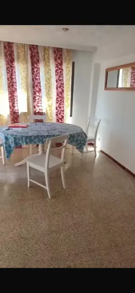 4th floor apartment without lift, very good staircase, 4 bedrooms, bathroom, living-dining room with balcony, clear views, large kitchen with gallery — photo 2