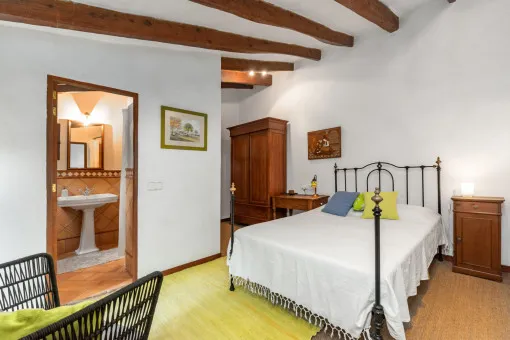 Capdella, Majorcan finca with well-kept garden, pool and holiday rental license in Es Capdella — photo 10