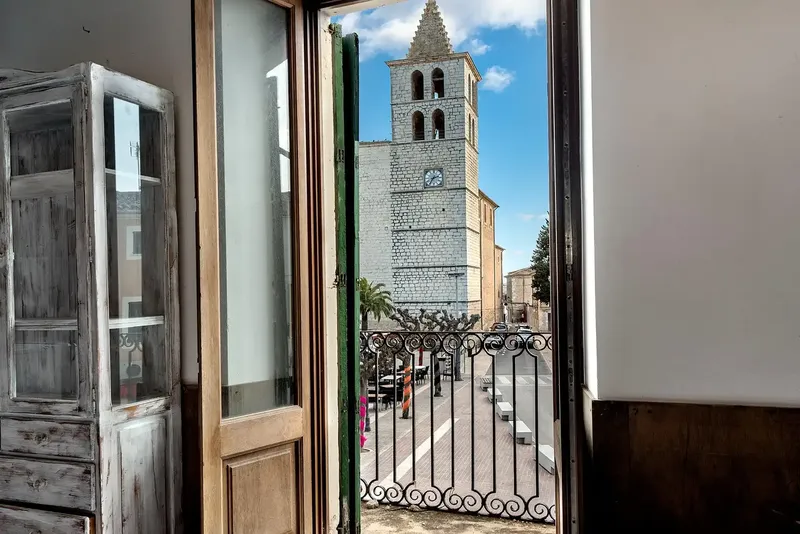 🌟 Are you looking for a unique, spacious place with character? This spectacular 277 m2 duplex in Campanet is much more than a property, it is — photo 3