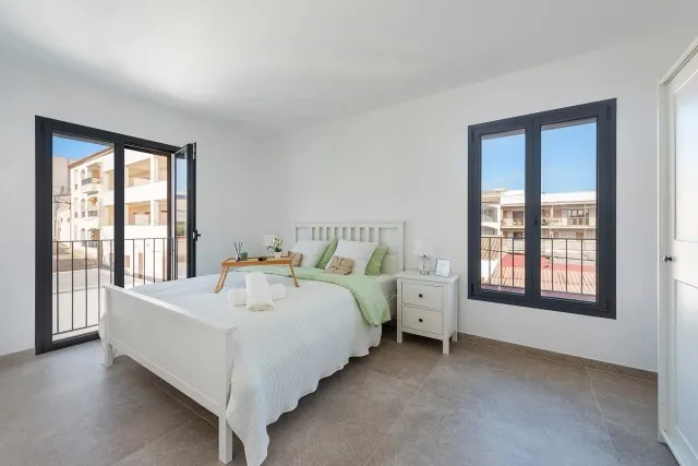 New house with private pool for sale in Colonia Sant Jordi, Mallorca — photo 11