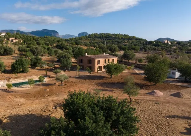 Newly built finca with panoramic mountain views for sale in Alaró, Mallorca — photo 1