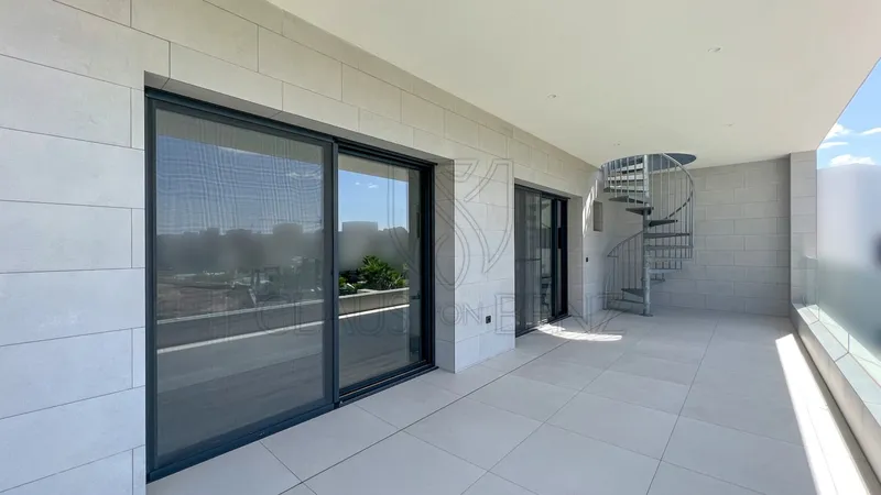 Top location! New-build luxury villa in Puigderrós — photo 5