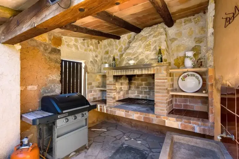 Discover the charm of rural life with this impressive rustic finca for rent, located between the picturesque villages of Santanyí and C — photo 4