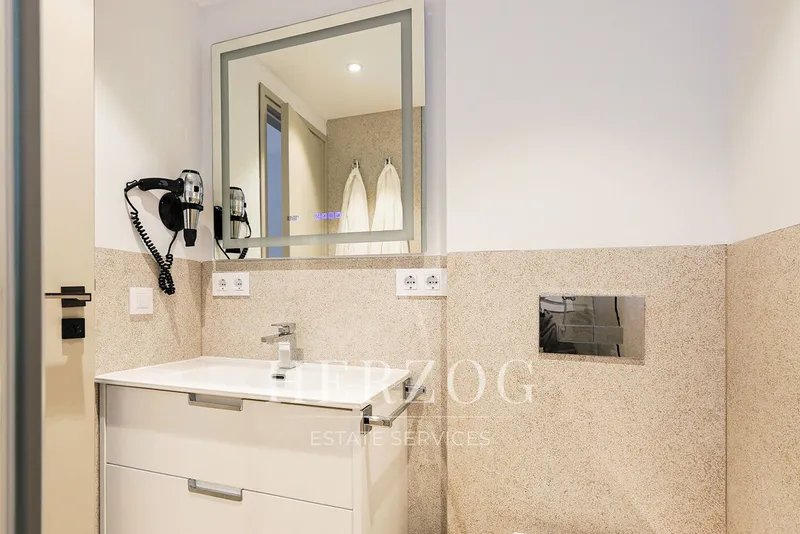 Modernized apartment with 3 bedrooms and large terrace and many extras in Paguera — photo 12