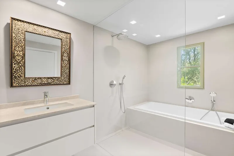 Exclusive estate with sea views and Mediterranean charm — photo 12