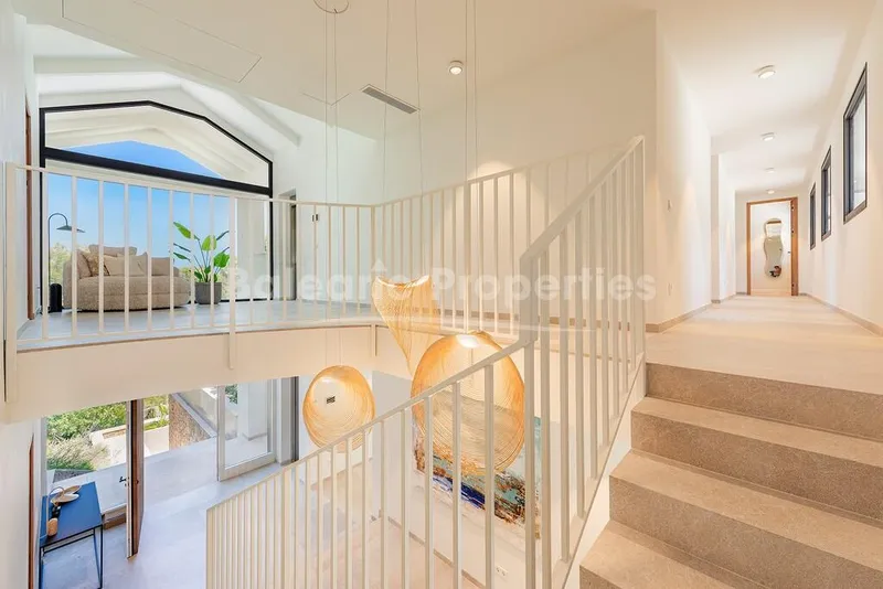 Elegant villa for sale in Bendinat, Southwest Mallorca — photo 3