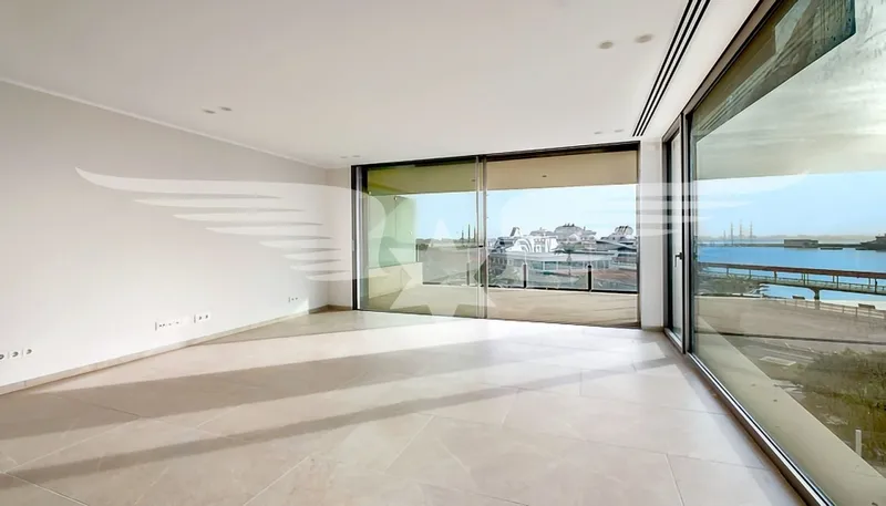 Palma: penthouse duplex on Paseo Maritimo — photo 3