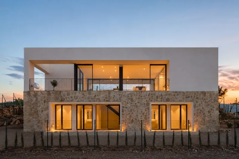 Modern luxury villa with views of the natural park in Cala Murada More — photo 12