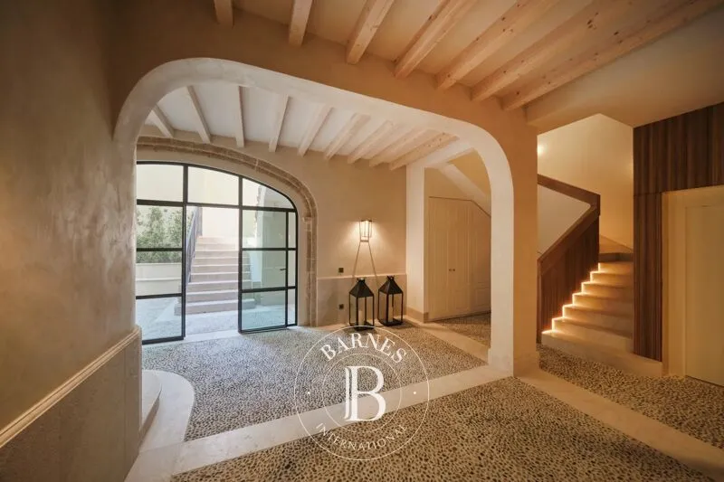Palma de Mallorca, 5-Bedroom House - 908 m² for Sale — photo 2