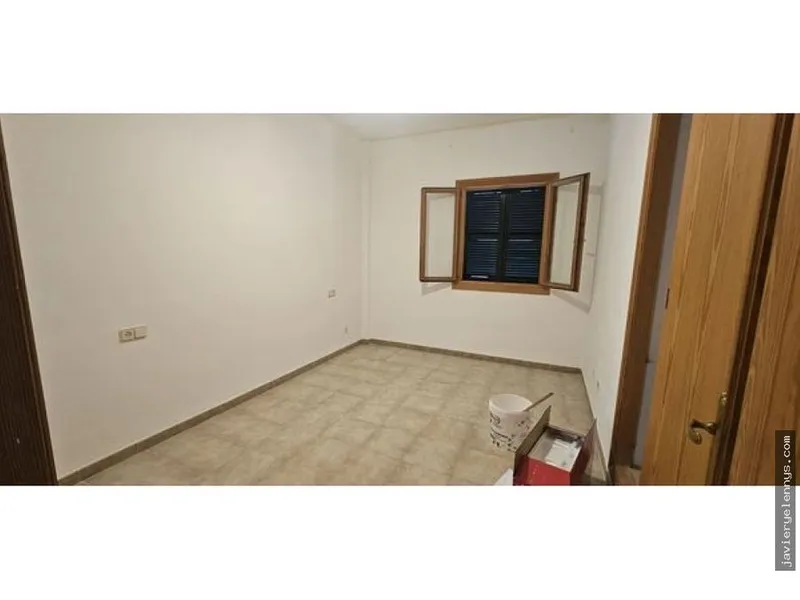 Flat for rent on Calle d'Amerigo Vespucci — photo 8