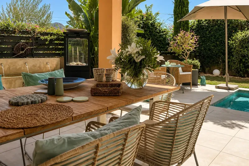 Newly built villa with 3 bedrooms, saltwater pool & roof terrace with sea views — photo 11