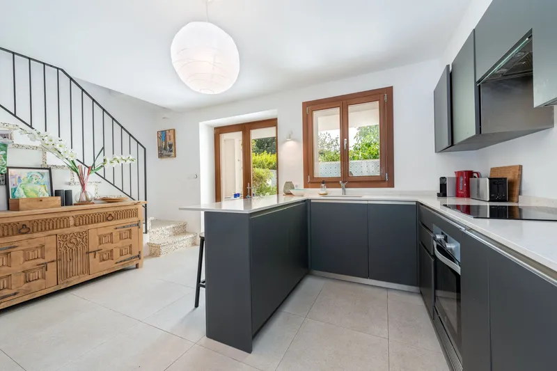 Beautifully renovated townhouse with pool and sunny courtyard in a peaceful street of Pollensa village — photo 7