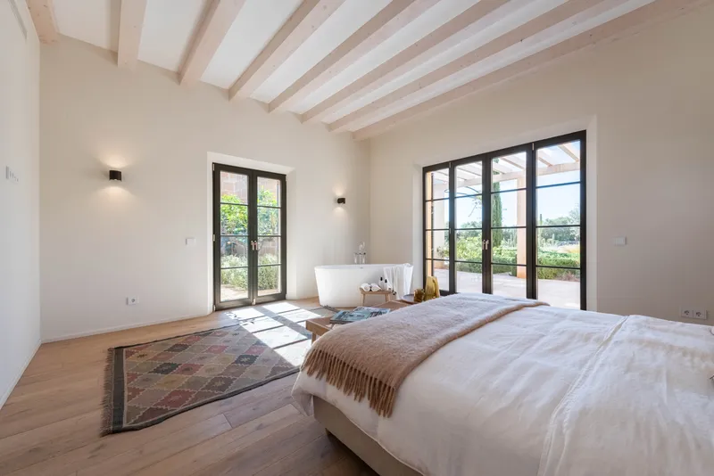 Impressive finca in Campos with enormous pool and privacy — photo 7