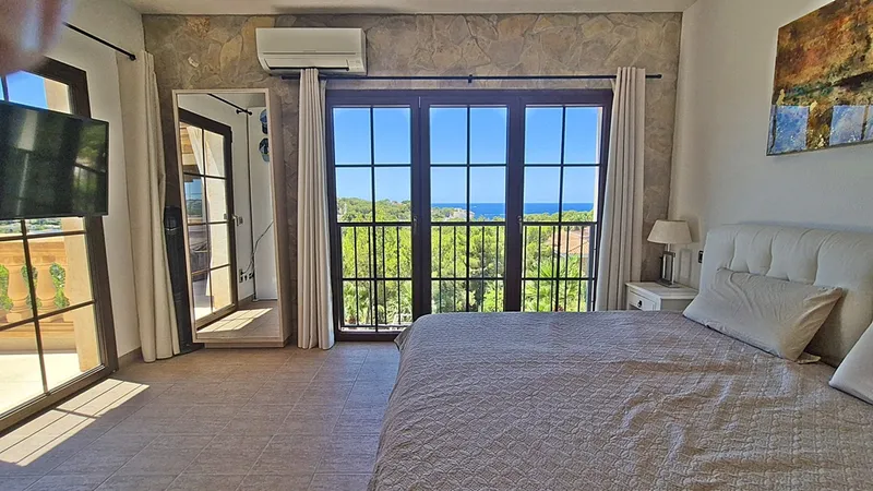 Sea view villa in Costa de la Calma — photo 10
