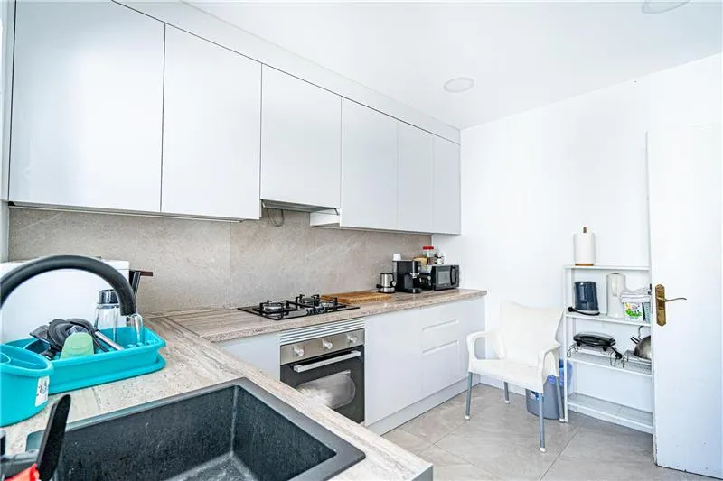 Apartment with open views — photo 3