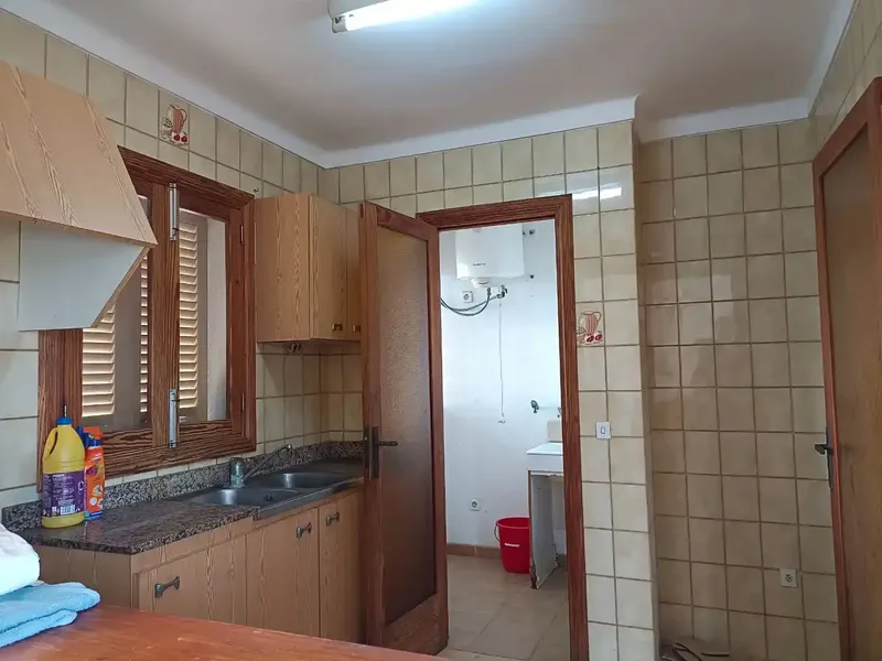 A 200 m de la playa de Alcudia, se vende este ático de 103 m2, con vista al mar. Con una terraza de 40 m2. Cocina independiente con coladuri — photo 10