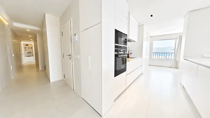 Extraordinary flat in a privileged location in Cala Bona — photo 6