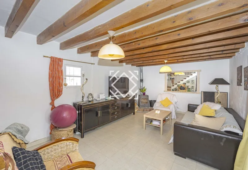 Investment with potential! Finca with holiday license for sale by the sea in Pollensa, Mallorca. — photo 9