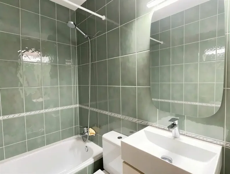 This spacious apartment is located in a well-maintained residential complex in an attractive area of Palma, combining comfort, space, and u — photo 11