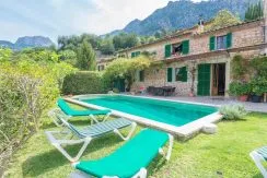Spectacular finca with two houses and holiday rental in Biniaraix — photo 1